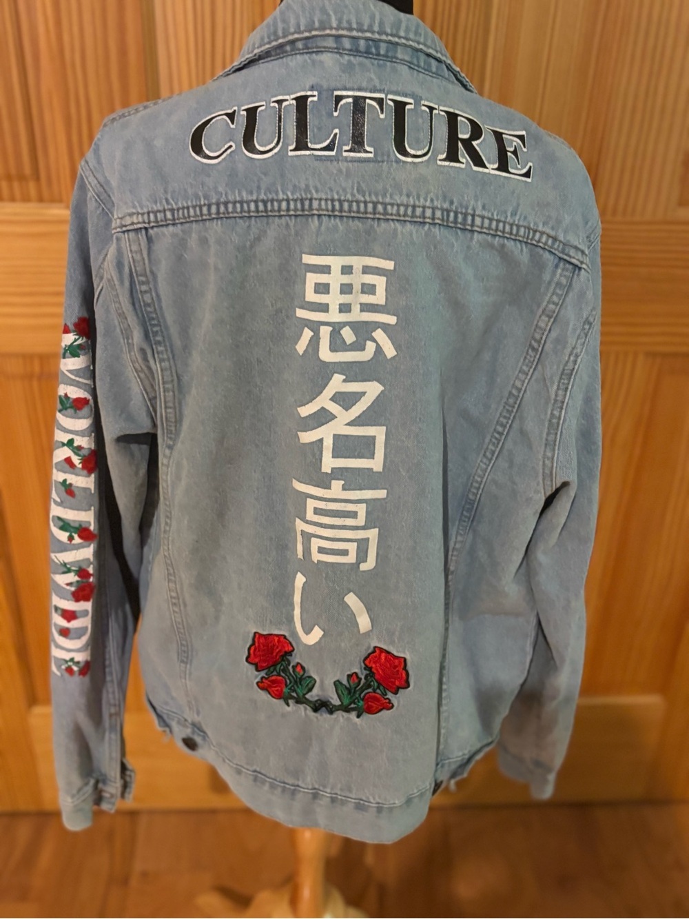 BROOKLYN CLOTH WOMENS Light Blue Embroidered Rose Denim Jacket  SIZE M - Picture 5 of 6